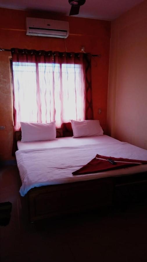 The Tavern Orchid Hotel Kalküta Dış mekan fotoğraf