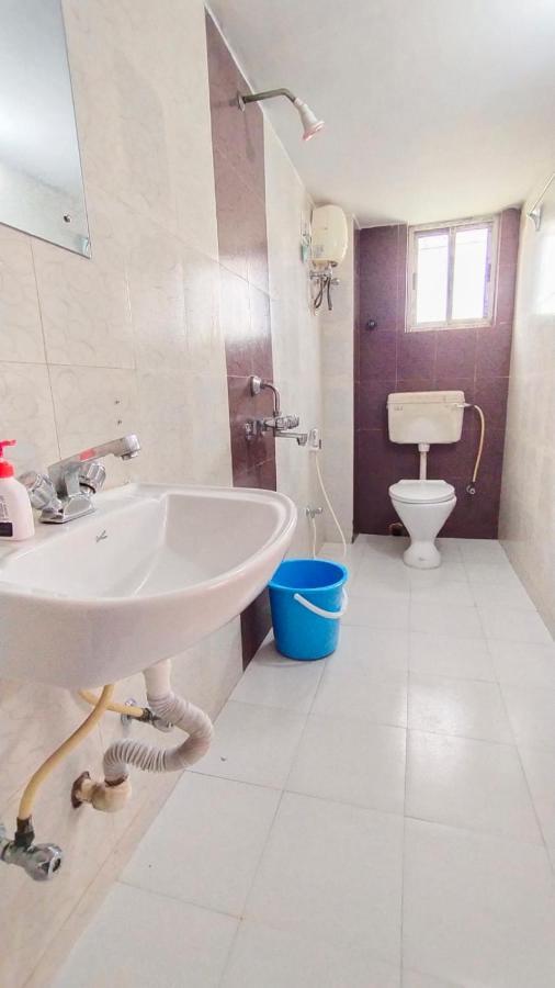 The Tavern Orchid Hotel Kalküta Dış mekan fotoğraf